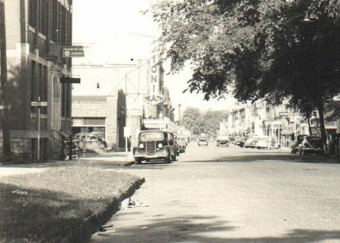 Ionia Theatre - Old Postcard Photo (newer photo)
